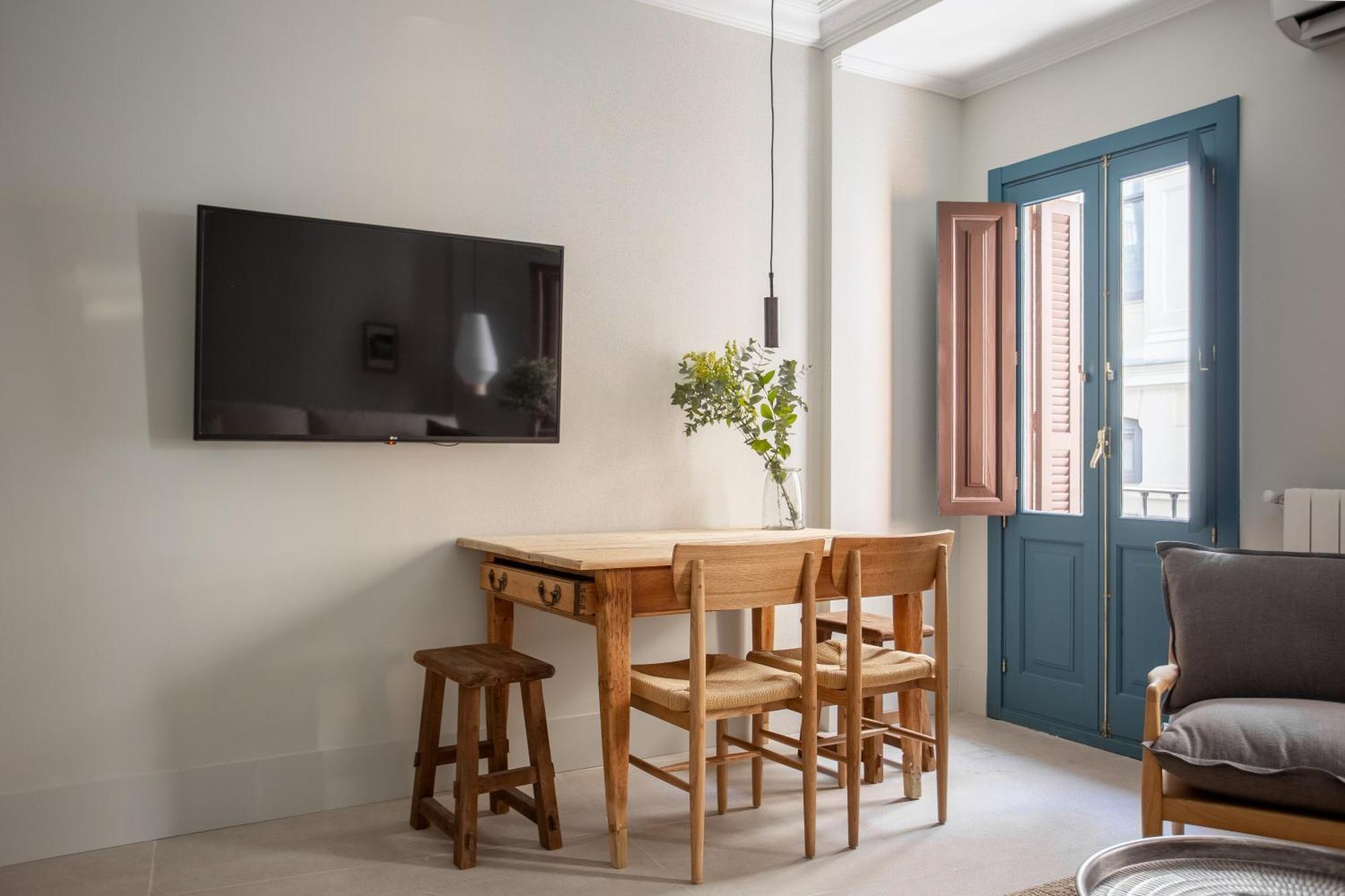 Seissta Madrid Centro "Remodelado" Aparthotel ภายนอก รูปภาพ