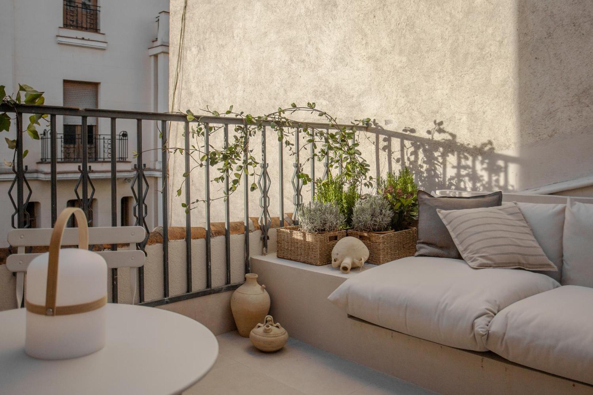 Seissta Madrid Centro "Remodelado" Aparthotel ภายนอก รูปภาพ